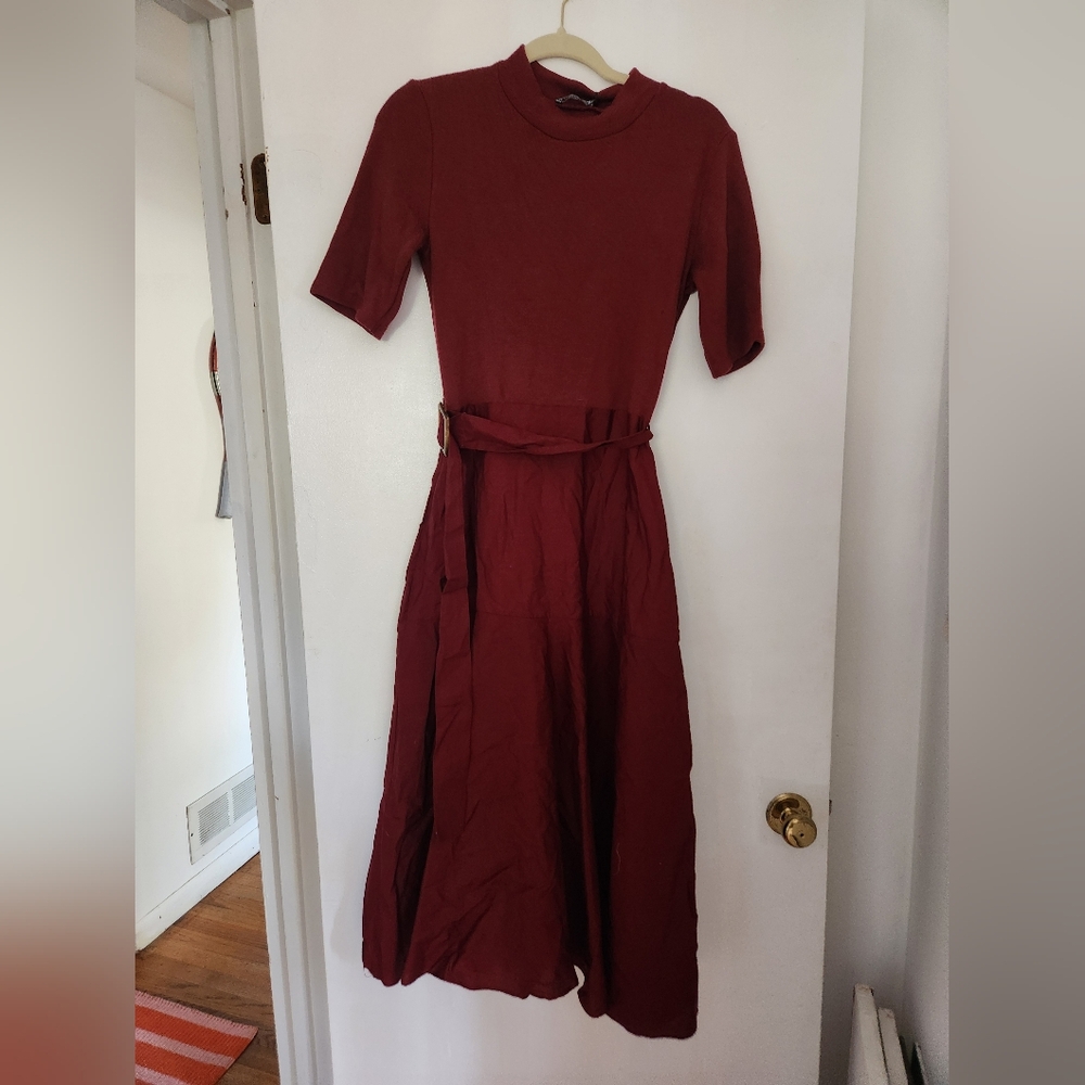 NWT Zara Burgundy Midi Dress W/belt Size M